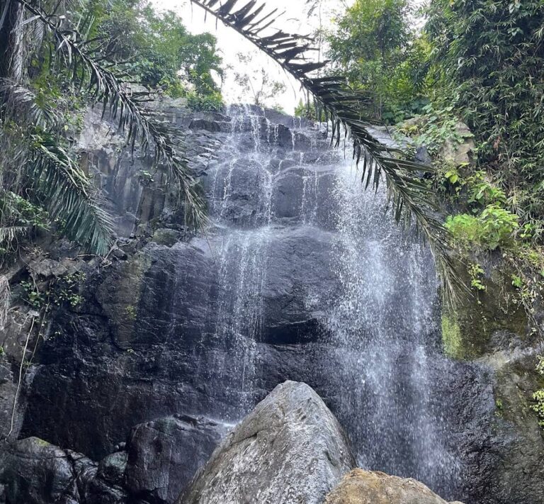 The Enchanting Gerojog Sambeh Yeh Poh Waterfall, Karangasem’s Hidden Gem