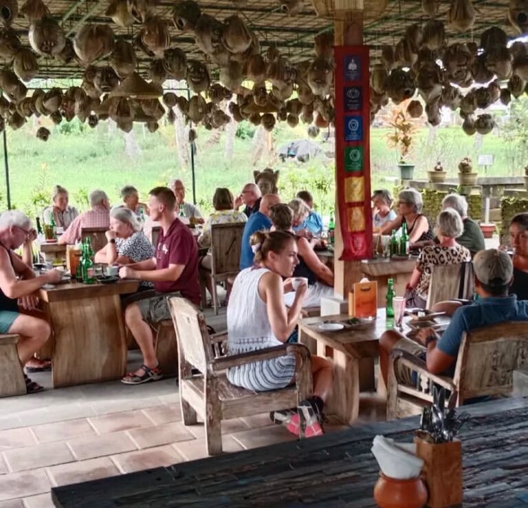 Sweet Orange Warung, A Hidden Gem in Ubud with Serene Rice Field Views and Authentic Cuisine