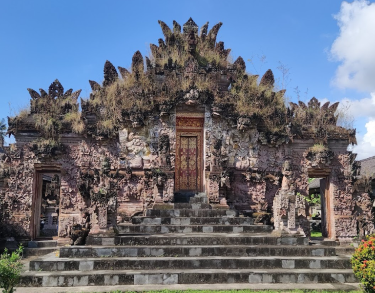 Beji Temple Sangsit, A Timeless Architectural Gem in Northern Bali