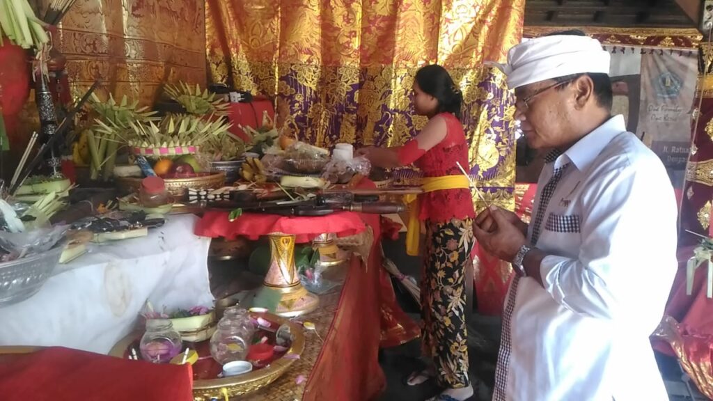 Tumpek Landep: Honoring Sharpness, Wisdom, and Innovation in Balinese Hinduism
