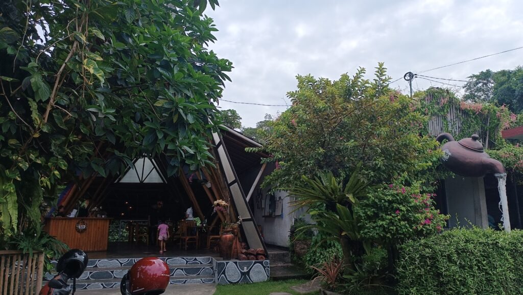 Warung Atas Sungai Ayung, A Riverside Culinary Escape in Denpasar Bali