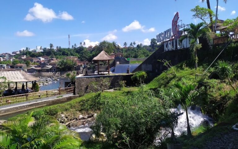 Tukad Unda Dam, Bali’s Hidden Gem of Tiered Waterfalls and Natural Serenity