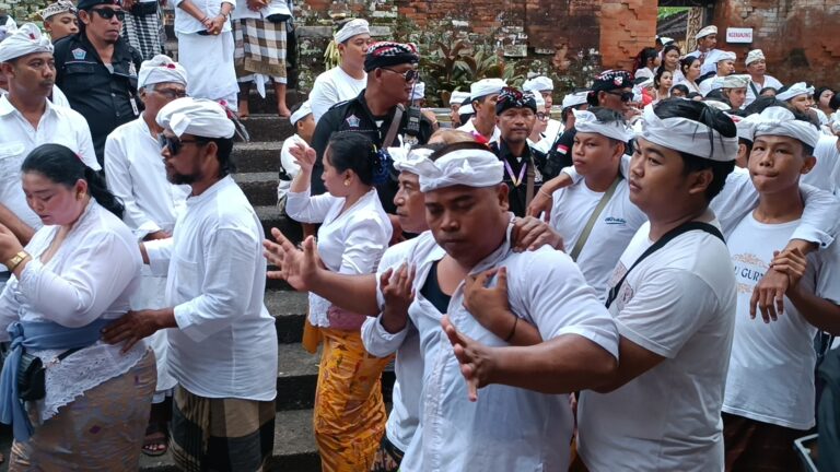 Ngerebong Ceremony in Kesiman, Denpasar, A Sacred Balinese Tradition of Harmony and Trance