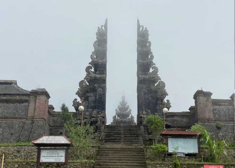 Pura Pasar Agung Besakih, A Sacred Gateway to the Spirit of Mount Agung