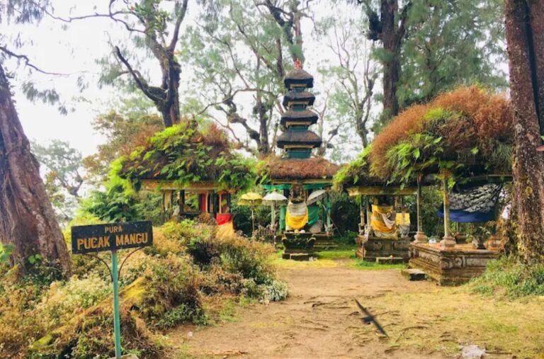 Pura Pucak Mangu, A Sacred Balinese Temple with Deep Spiritual and Historical Significance