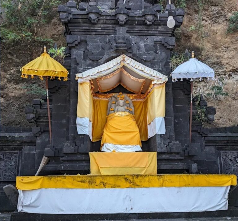 10 Sacred Temples in Bali Where Couples Pray for Children